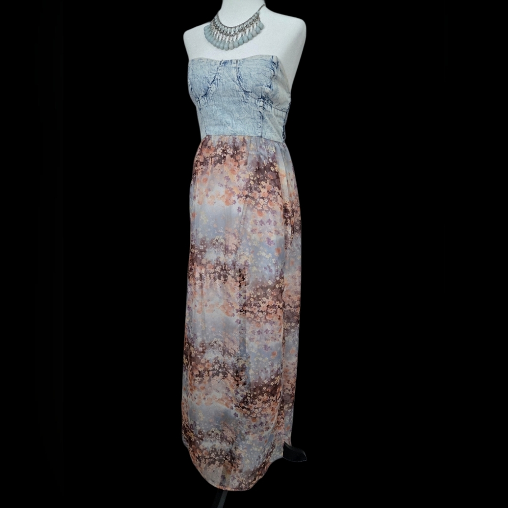 Light Blue Denim & Flowy Strapless Dress Size S